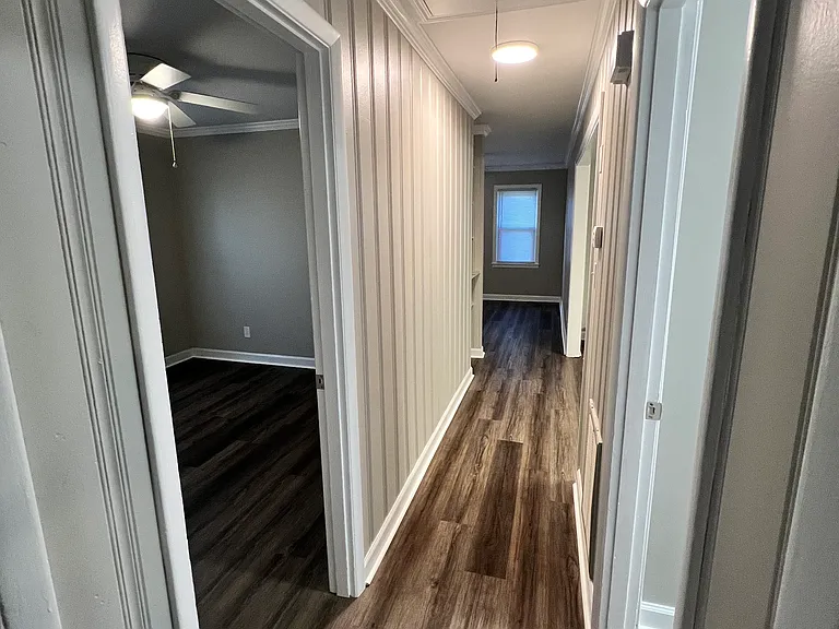 117 S Canal St — Photo 19
