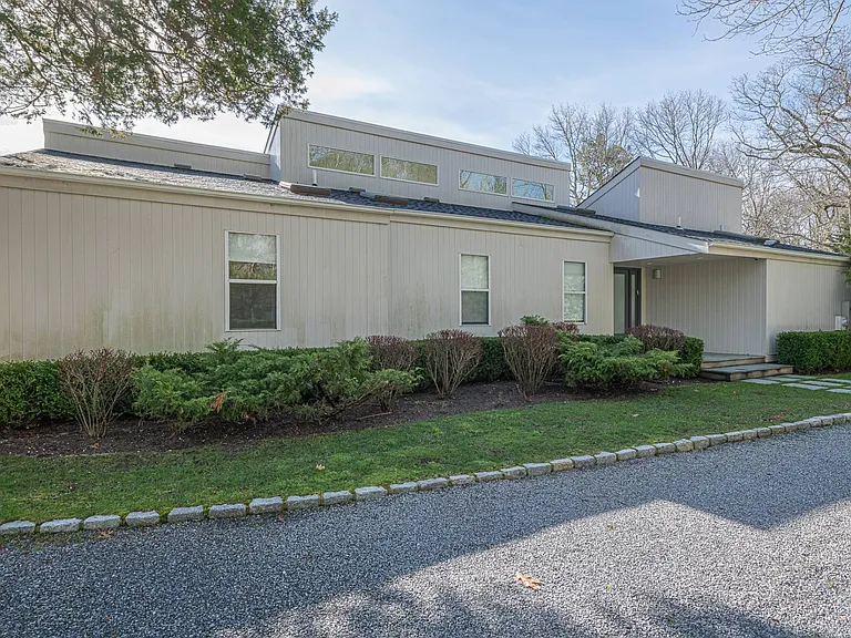 28 Midhampton Ave — Photo 25