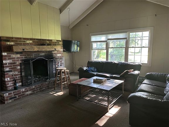 2nd image of 10970 Durkee Rd