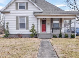 2226 N Douglas Ave, Springfield, MO 65803