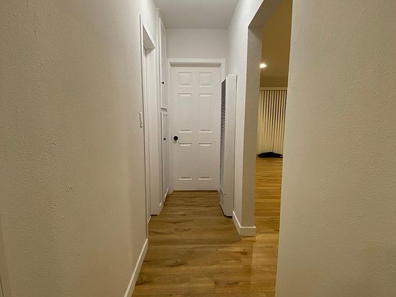5th image of 1629 E 88th St