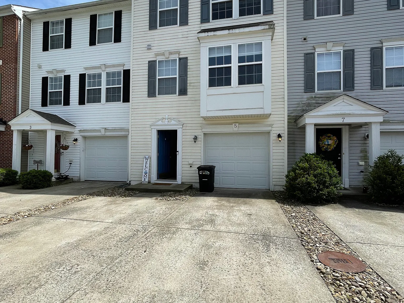 5 Robin Ln — Photo 3