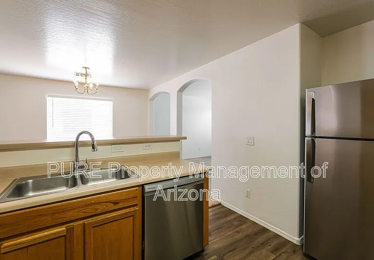 1816 S 106th Ln — Photo 21