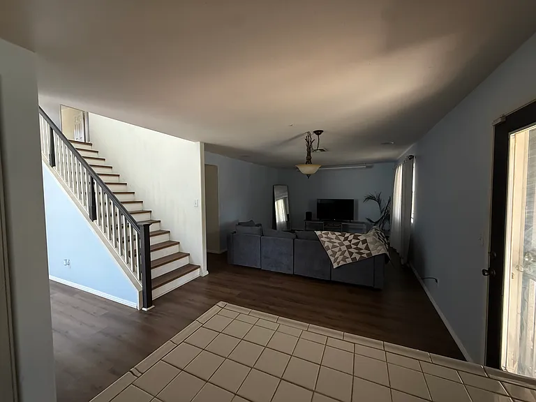 27211 Soprano St — Photo 7