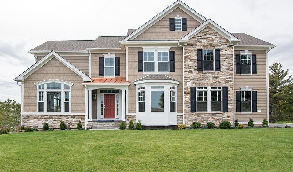1st image of 34 Woodlot Dr Lot 11
