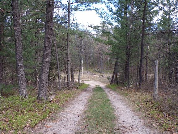 3rd image of 4760 Old State Rd
