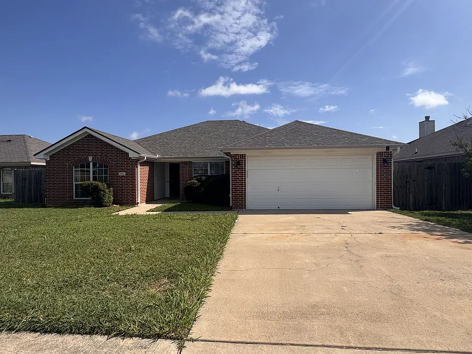 3507 Republic Of Texas Dr