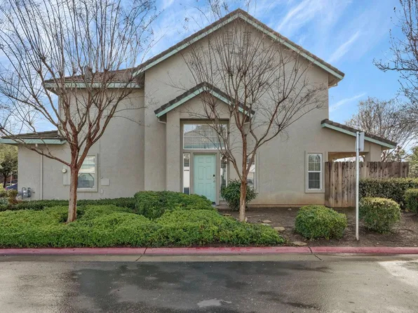 847 Polar Bear Cir, Galt, CA 95632