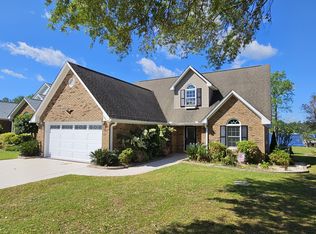 109 Ridge Lake Dr, Manning, SC 29102