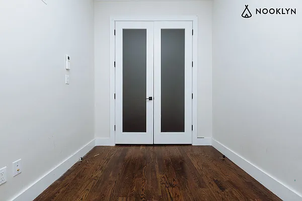 Rented by Brooklyn Group | media 11