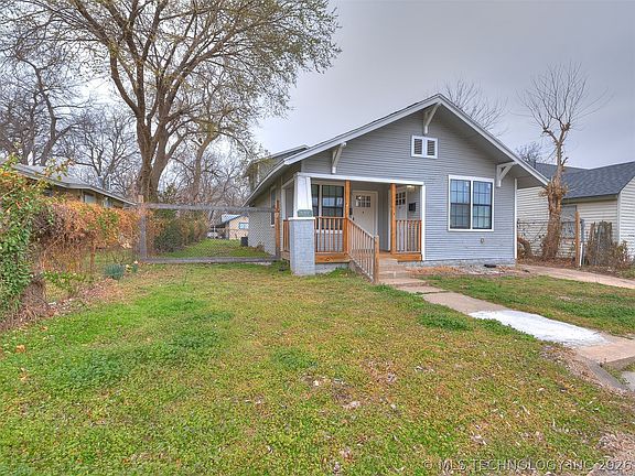 2nd image of 1544 N Main St