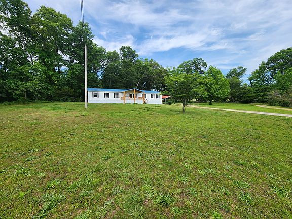 4th image of 155 Sweetgum Ln