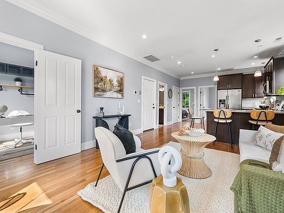 3rd image of 13 Meehan St #3