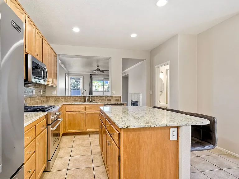 504 Peach Way #1 — Photo 11