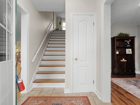 2nd image of 35 Arvida Ave