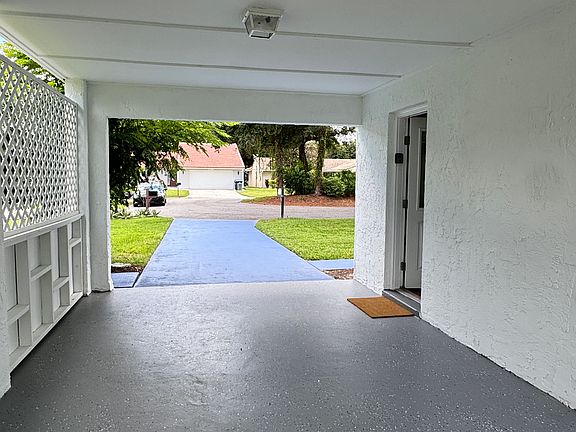5th image of 10116 Fairtree Ln