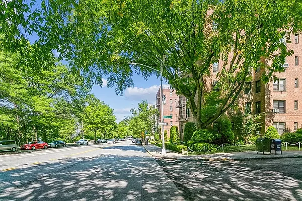 Rented by Brooklyn Property Group LLC | media 26