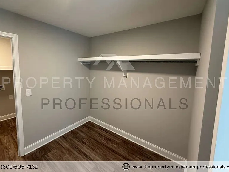 563 Patrick Farms Dr — Photo 22