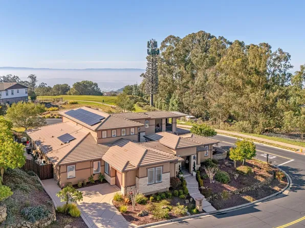 3 Stonebrae Rd, Hayward, CA 94542