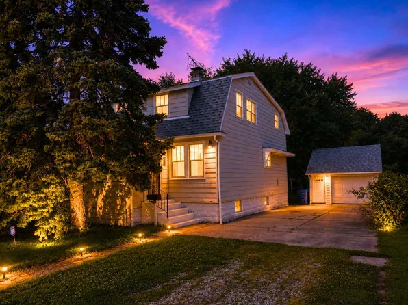 12751 Irving Ave, Blue Island, IL 60406