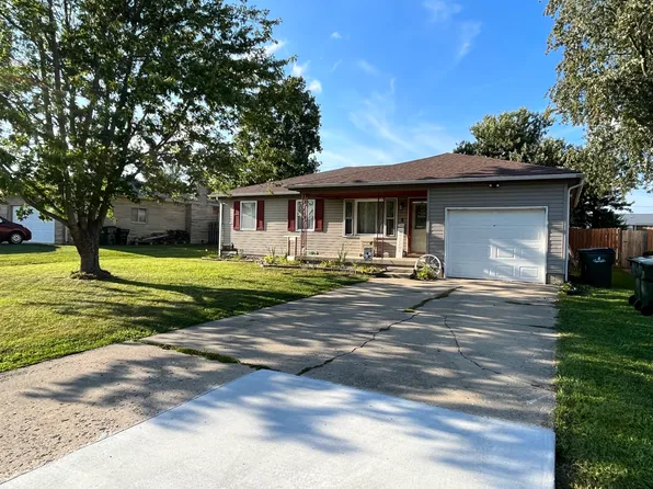 718 W 11th St, Greensburg, IN 47240