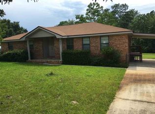 7401 Hiawatha St, Pensacola, FL 32526