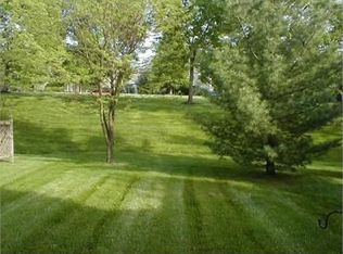 402 Cardinal Ln, Bedminster, NJ 07921