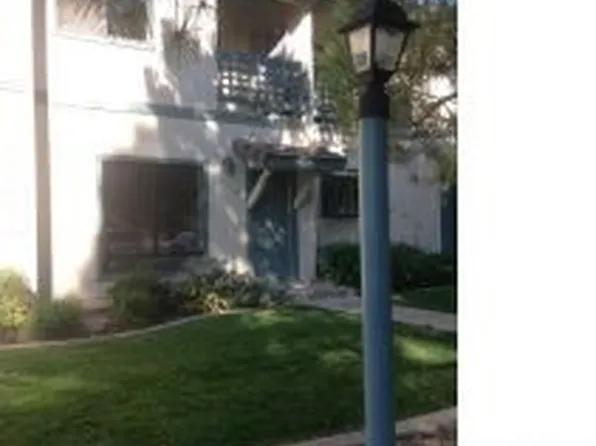 915 Saint Andrews Dr, Valley Springs, CA 95252
