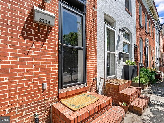 3rd image of 2226 Essex St