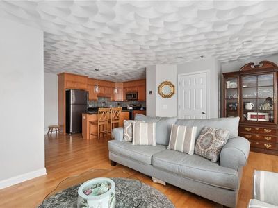 15 Saw Mill Dr #305, North Kingstown, RI, 02852