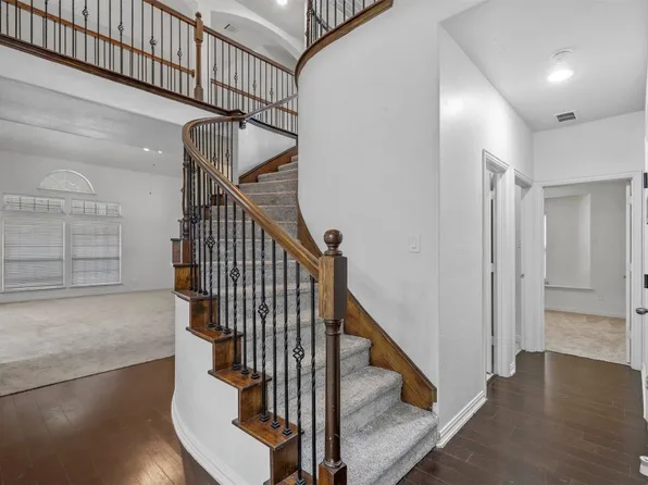 9804 White Bear Trl, Fort Worth, TX 76177