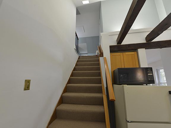 3rd image of 343 Culpeper St #1