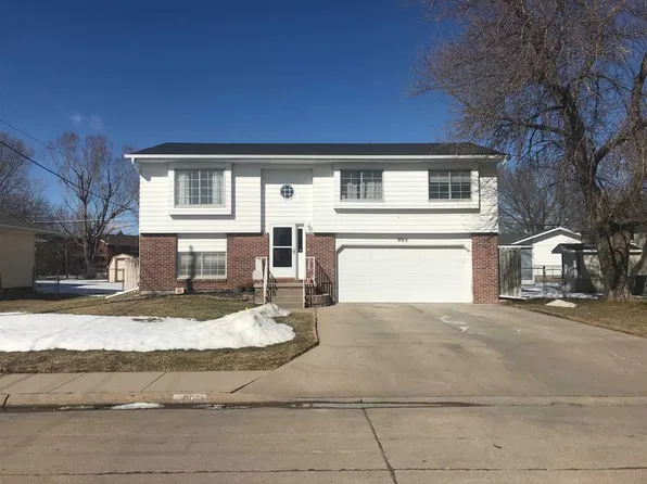 905 W 13th St, Kearney, NE 68845