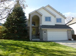 1784 Brookside Dr, Highlands Ranch, CO 80126