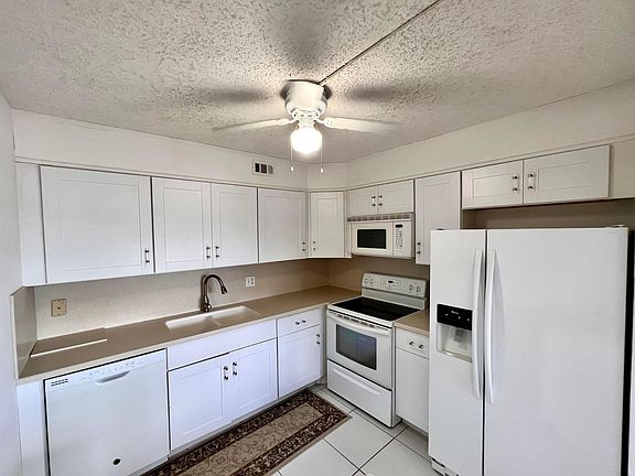 5th image of 482 Wellington K