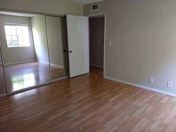 3rd image of 8722 Burton Way APT 206
