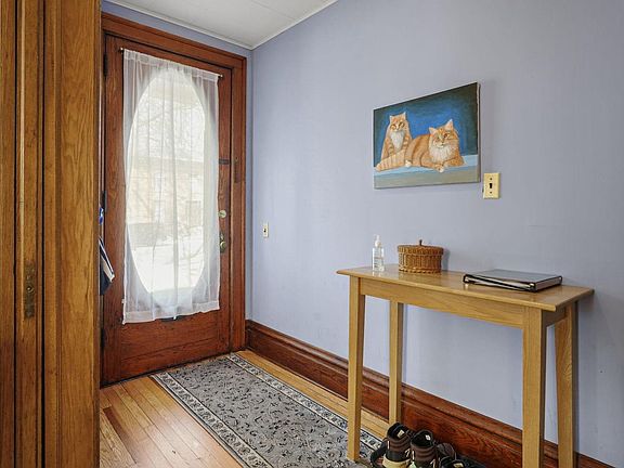 3rd image of 939-941 Spaight Street