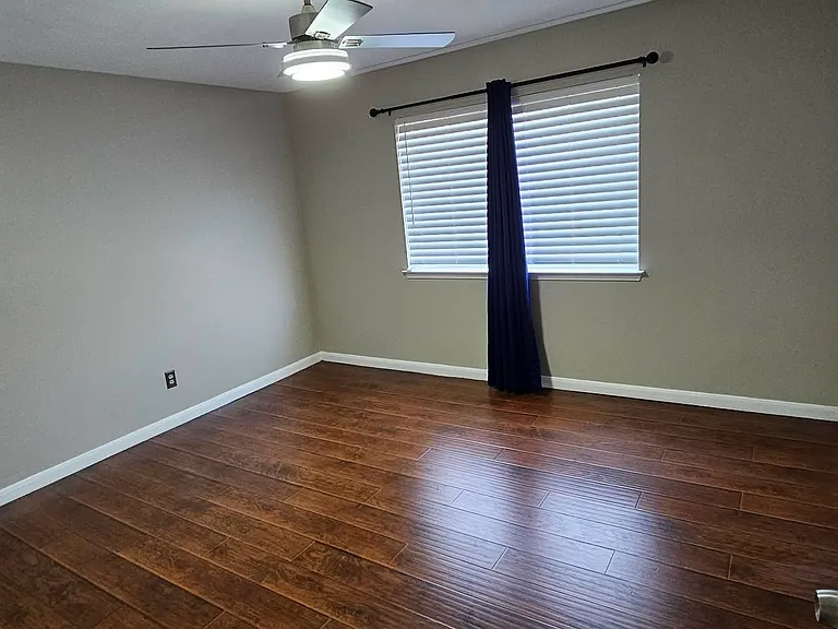 3rd bedroom upstairs