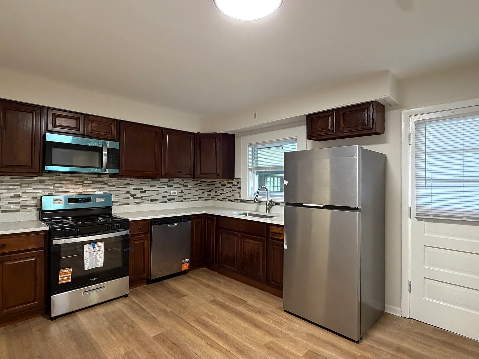 4 bed, 1783 sqft, $2,600 — Photo 4