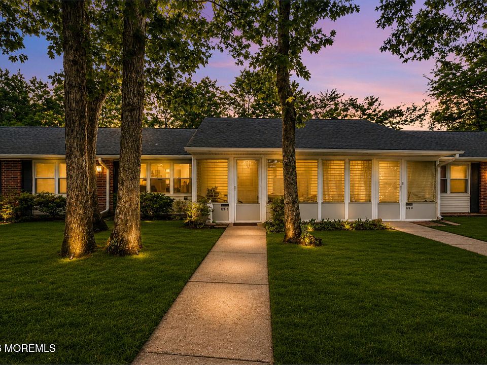 1st image of 126C Farrington Court