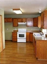 5th image of 940 N Shannon Ln