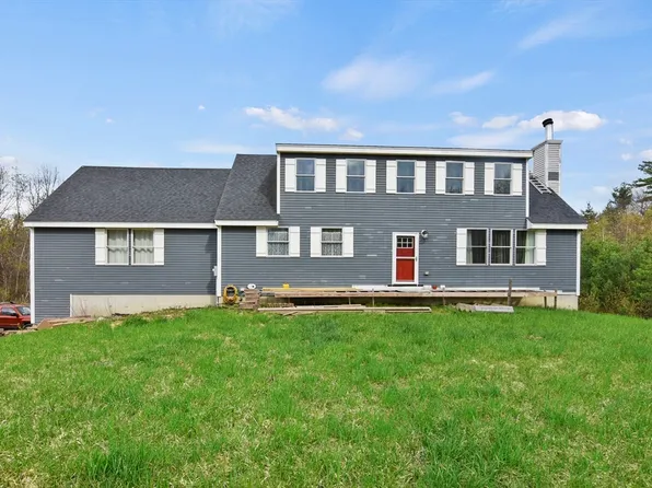 235 Wallace Hill Rd, Townsend, MA 01469