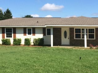 221 Sentry Oaks Dr, Warner Robins, GA 31093