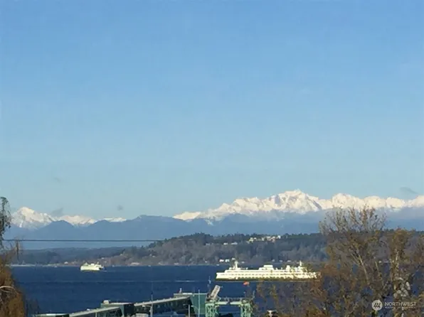 300 2nd Avenue N #3H, Edmonds, WA 98020