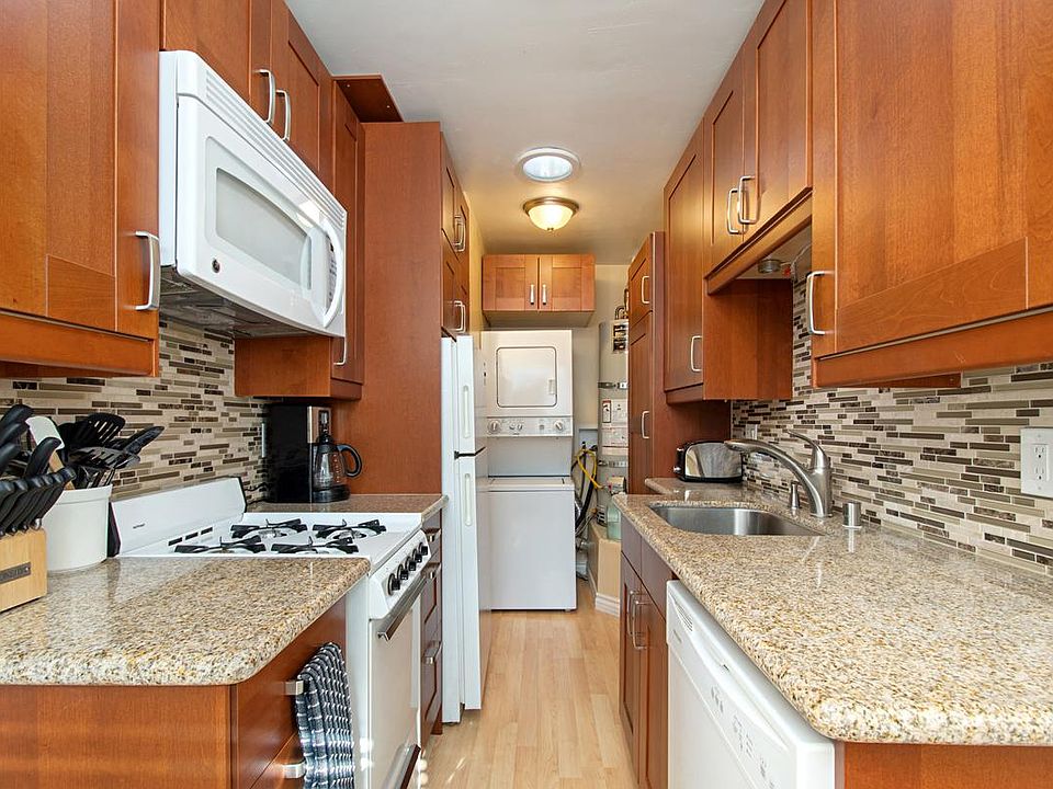 1st image of 1410 Oliver Ave