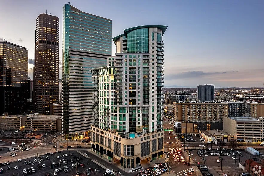 1 bed, 1.5 bath, 820 sqft, $2,850 — Photo 3