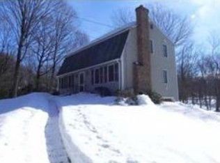 2 Elm St, Franklin, MA 02038