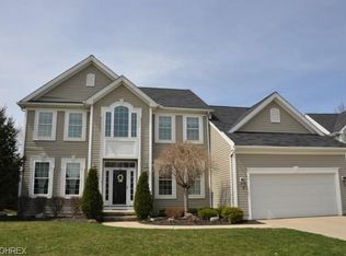 336 Waterside Dr, Avon Lake, OH 44012