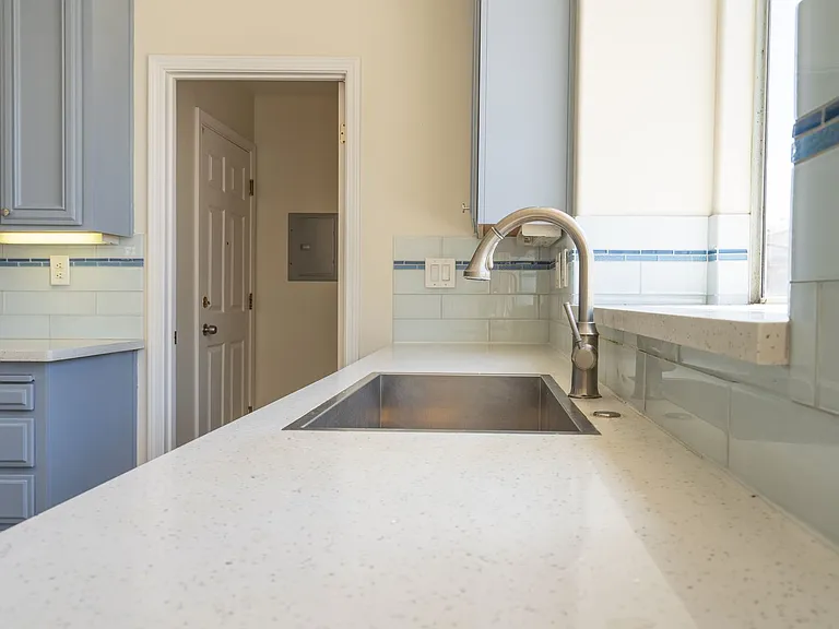 1109 Camellia Ct — Photo 15