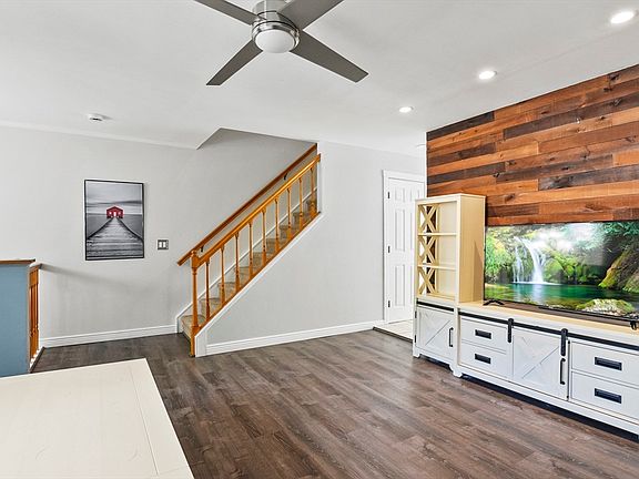 3rd image of 63 Camelot Dr #63
